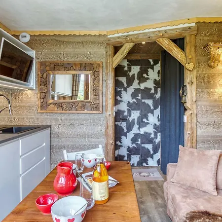 Belleville Caron 1 - 1419 By Interhome Lejlighed